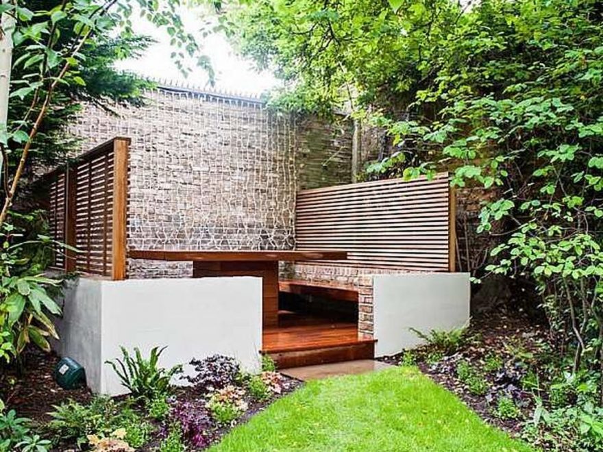 Amazing Small Courtyard Garden Design Ideas 40