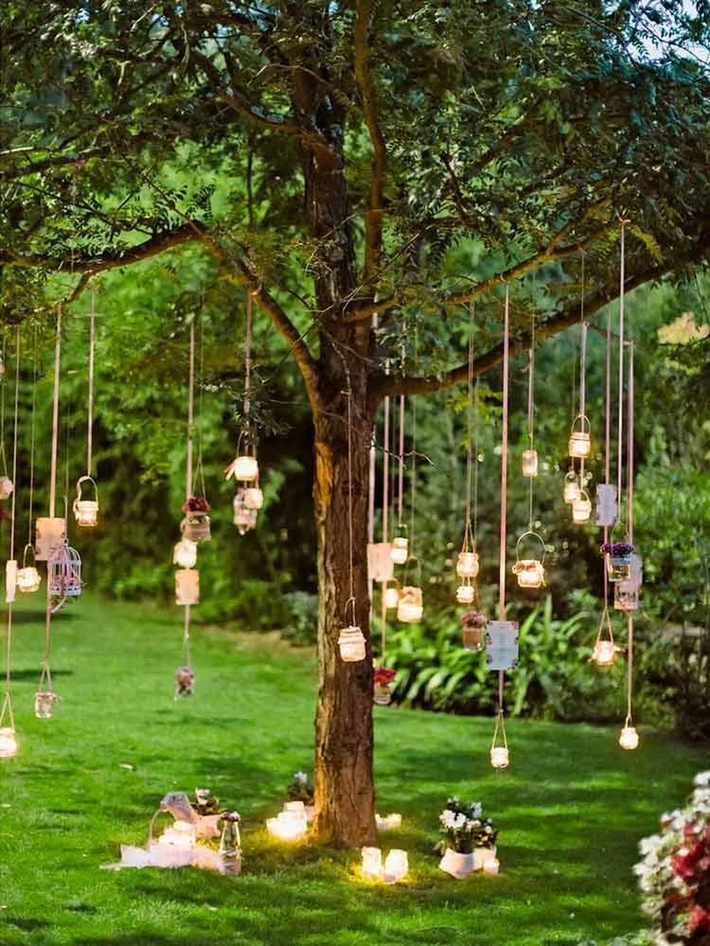 Beautiful Backyard Wedding Decor Ideas To Get A Romantic Impression 23 Pimphomee 