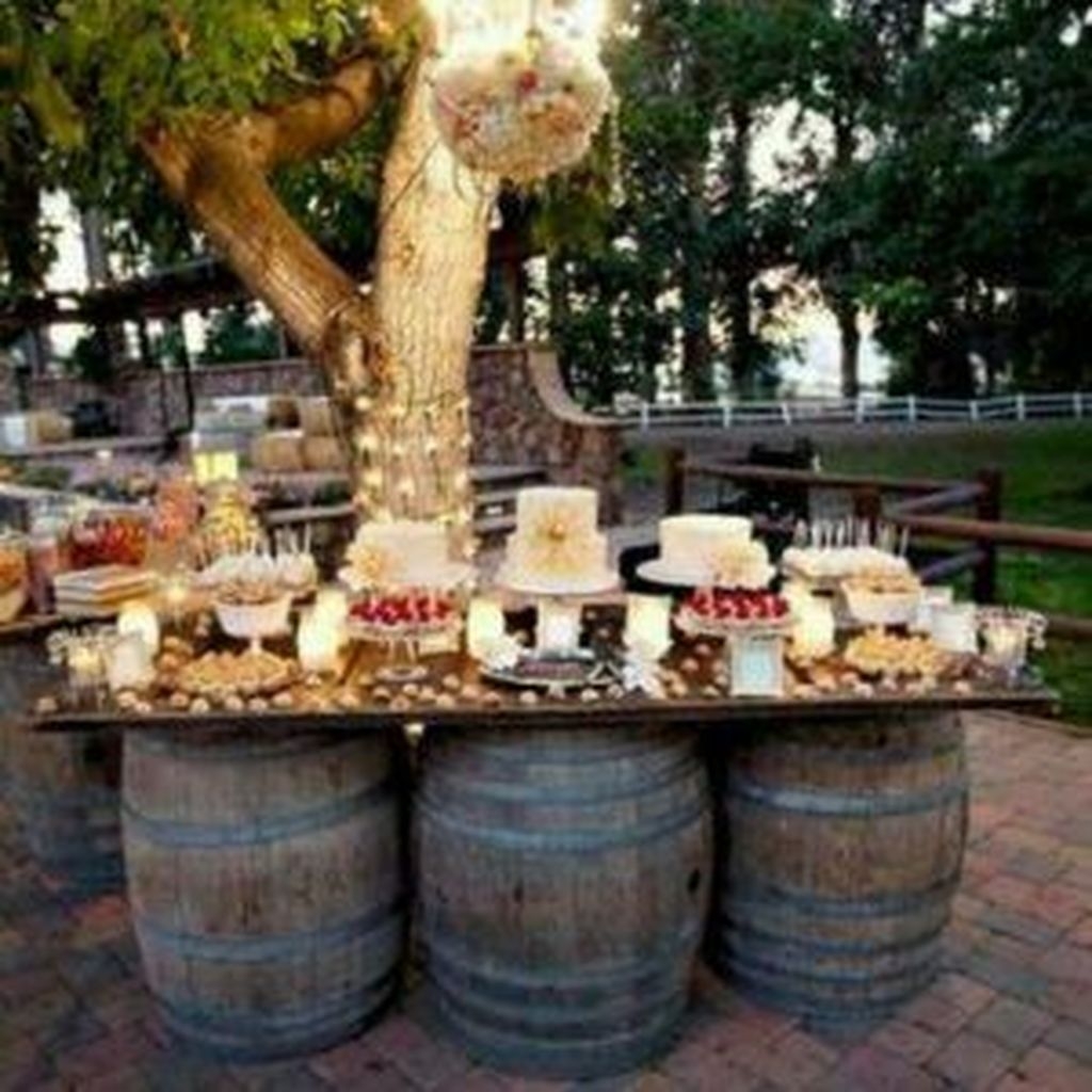 Beautiful Backyard Wedding Decor Ideas To Get A Romantic Impression 36 Pimphomee 