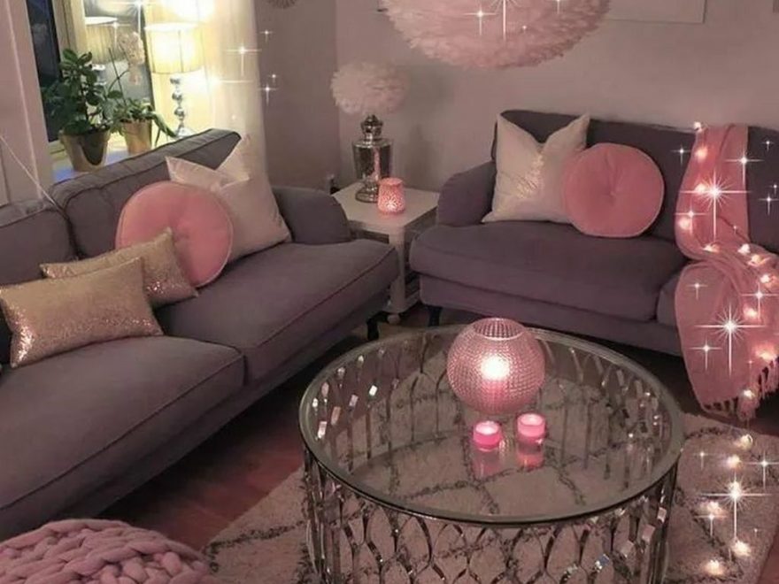 Romantic Living Room Decor With Valentine Themes 42