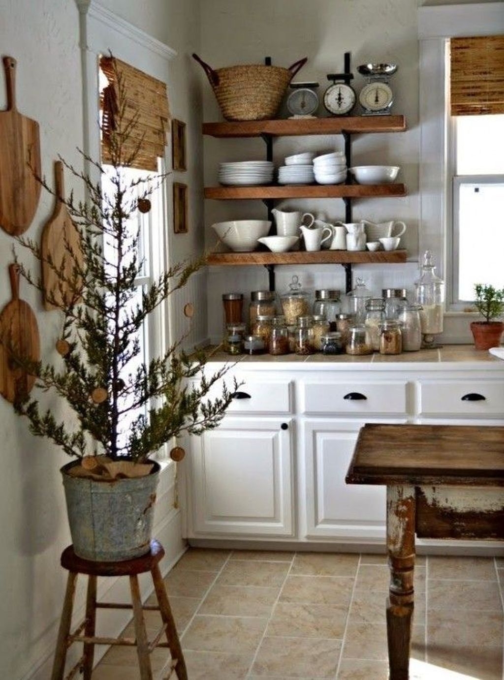 The Best French Country Style Kitchen Decor Ideas 06   PIMPHOMEE