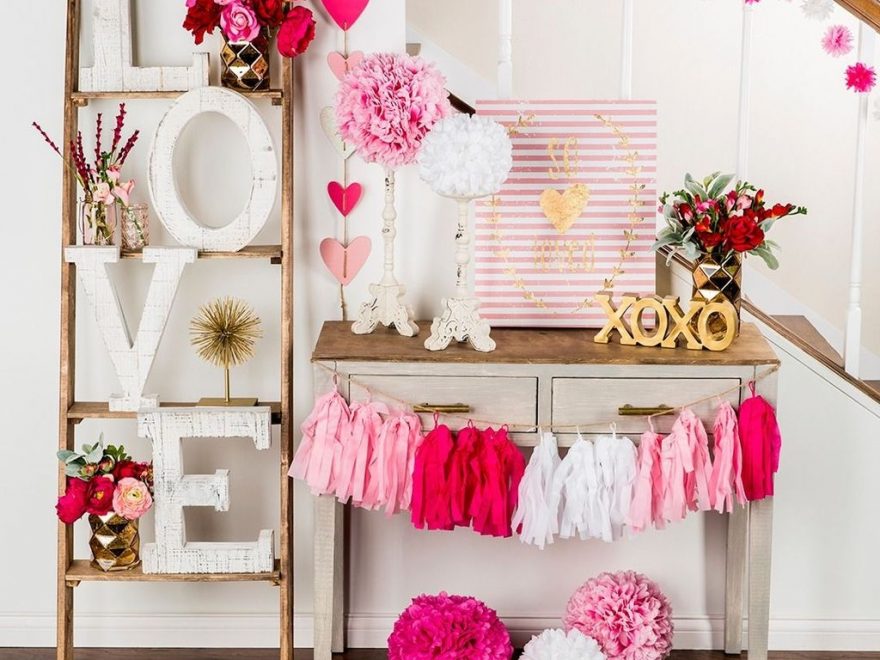 The Best Valentines Day Party Decor 35