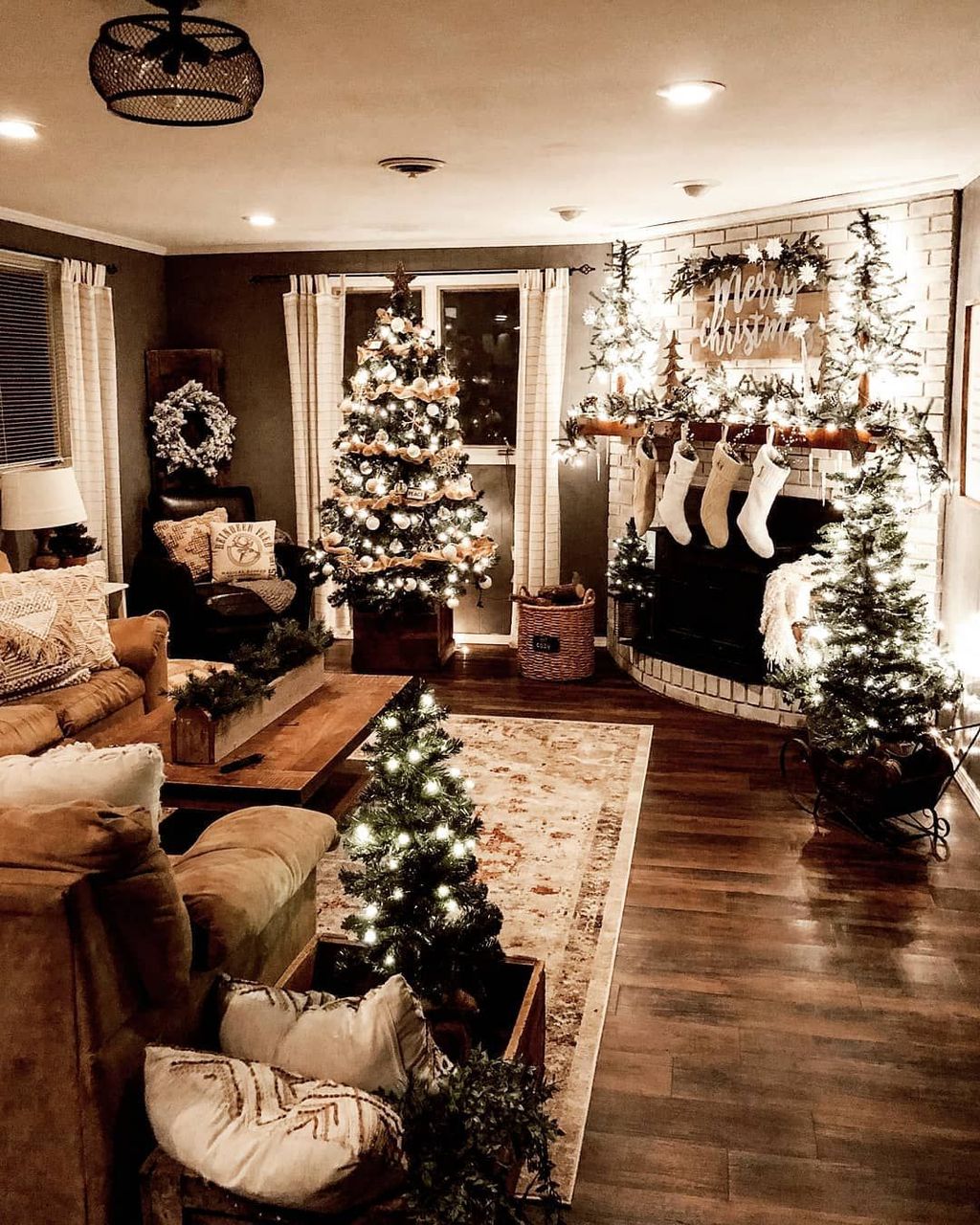 46 Beautiful Christmas Interior Design Ideas You Never Seen Before ...