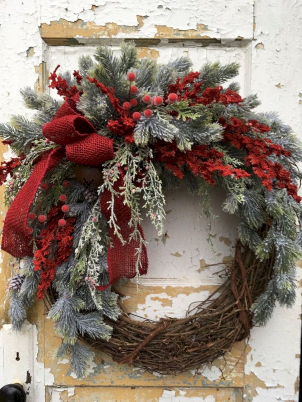 30+ Decorating Christmas Wreath Ideas