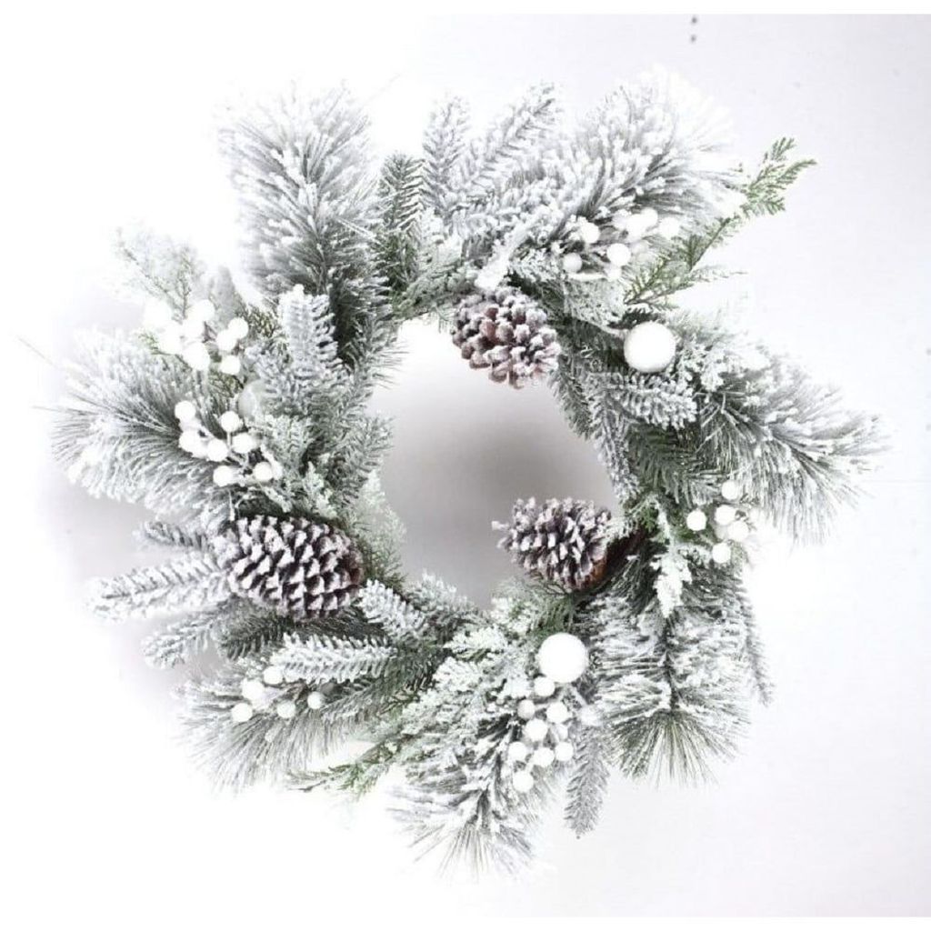 44 Beautiful Winter Wreaths Design Ideas - PIMPHOMEE