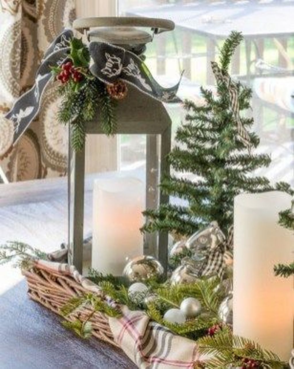 46 Popular Christmas Theme Coffee Table Decoration Ideas  PIMPHOMEE