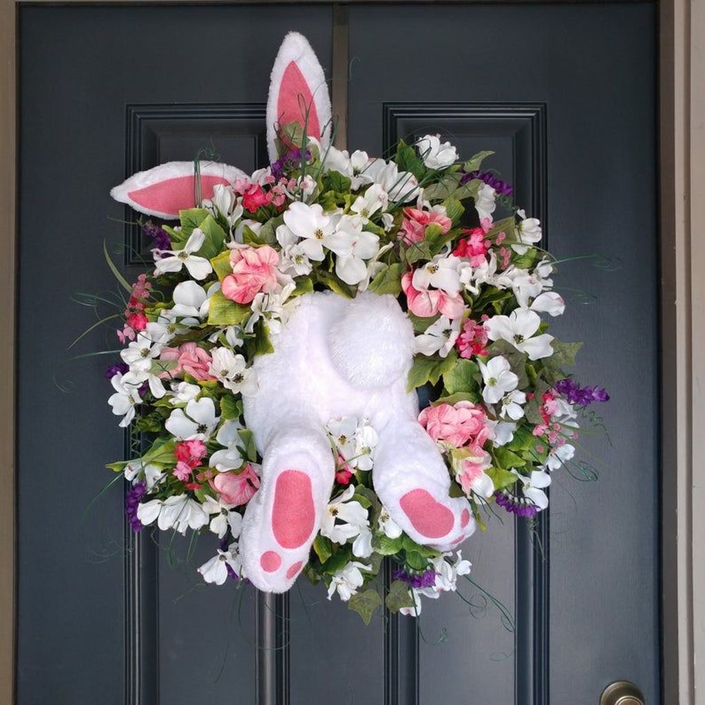 31 Brilliant Spring Door Wreaths Design Ideas - PIMPHOMEE