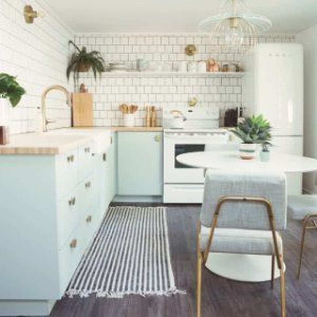 34 Gorgeous Small Kitchen And Dining Room Design Ideas - PIMPHOMEE