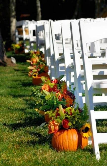 Outdoor Fall Wedding Decor