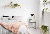 Minimalist Bedroom Decor